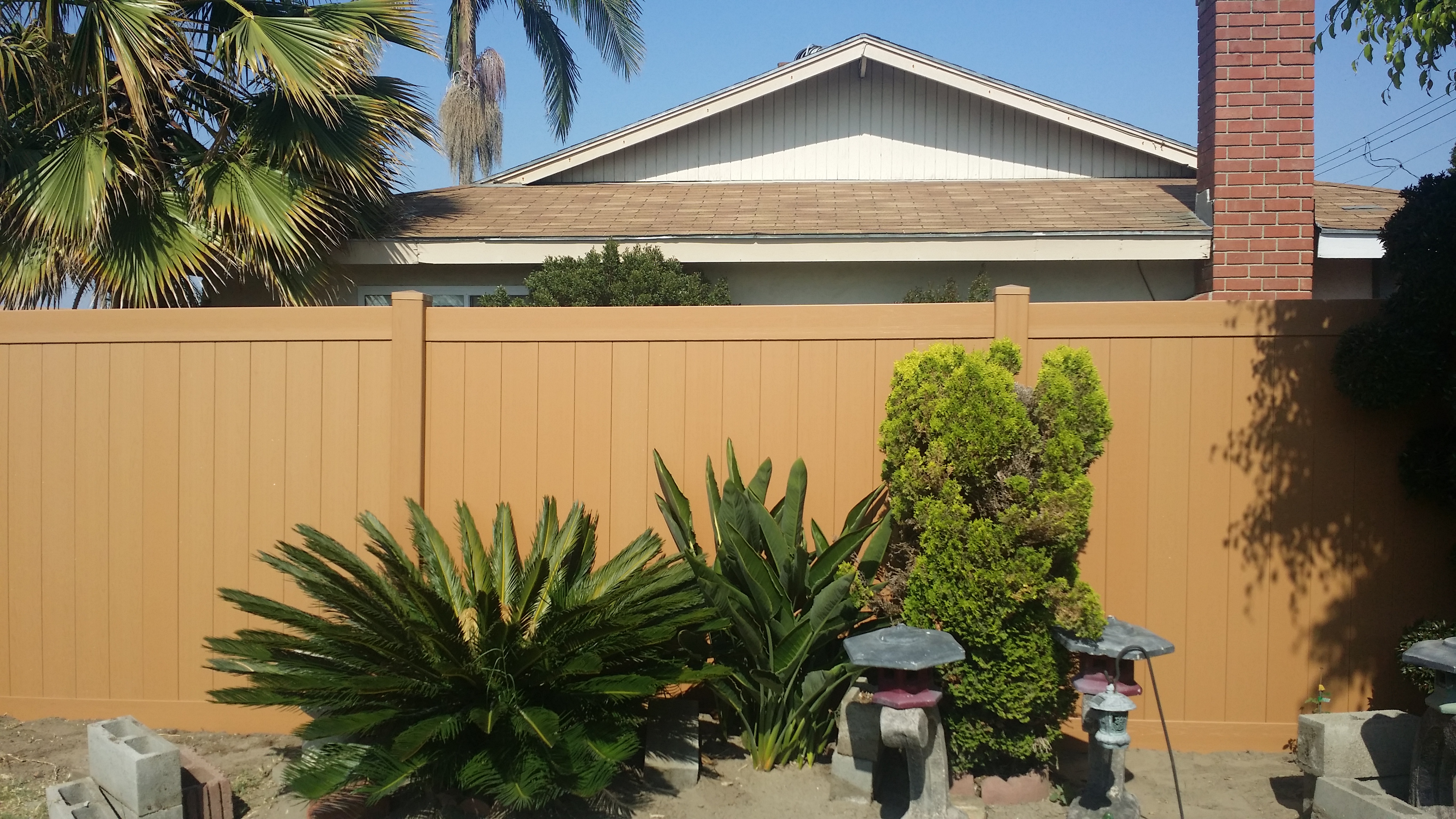 Vinyl Fencing in Los Angeles Vinyl Fence LA Vinyl Patio Covers